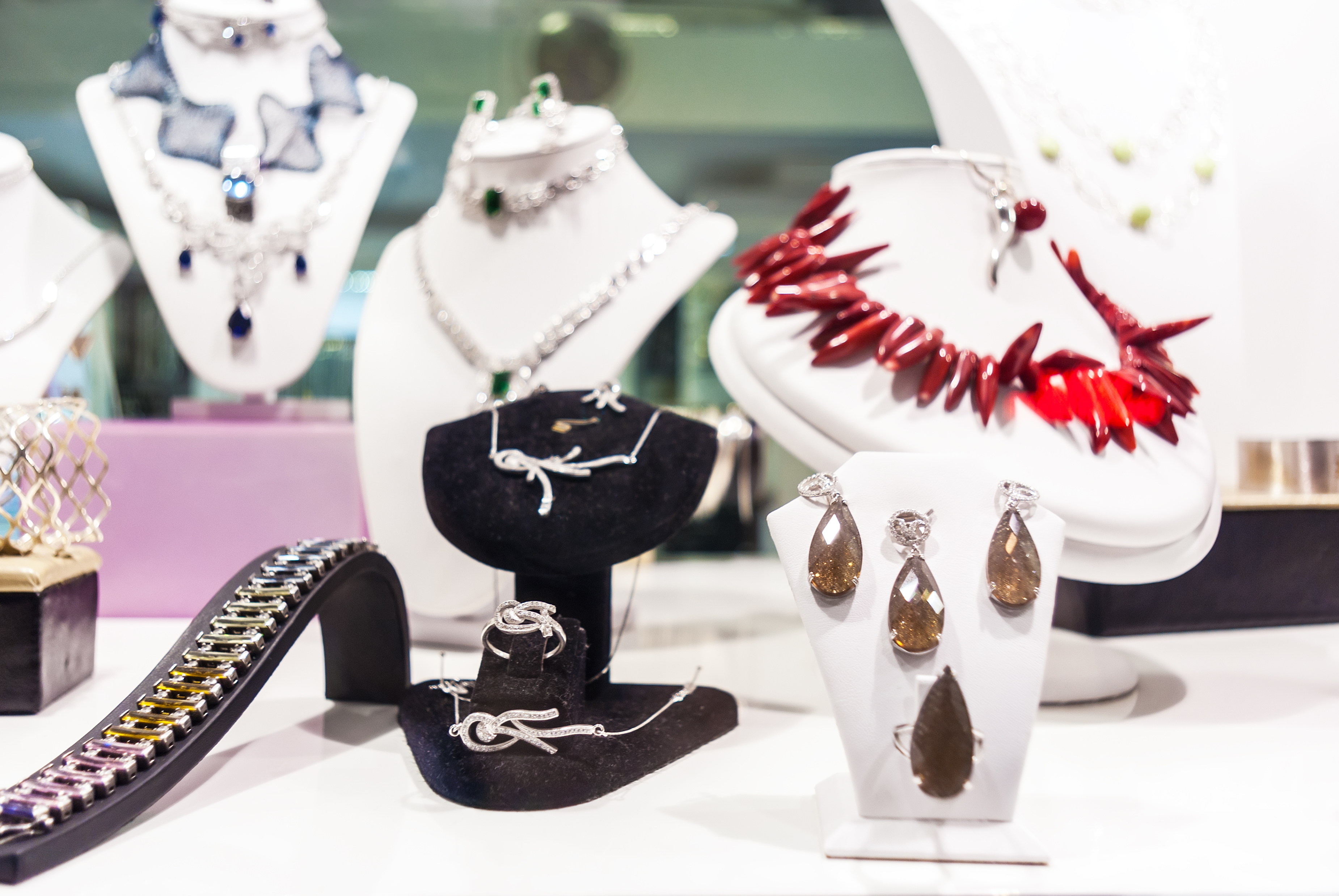 Jewelry Sale Fundraiser, Meals on Wheels Carson City Senior Center