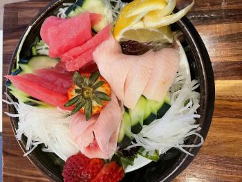 Sumi Sushi, Rainbow Poke Bowl
