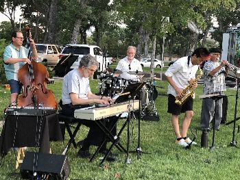 Mile High Jazz Band Association, David & Friends Perform in Mills Park