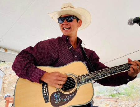 Virginia & Truckee Railroad, Valentine Train with Country Western Singer Carson Chandler